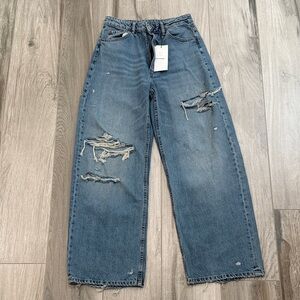 Zara baggy ripped jeans size 6